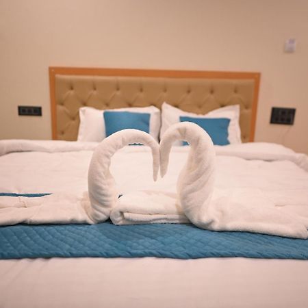 Sunrise Vista Inn Prayagraj Bagian luar foto